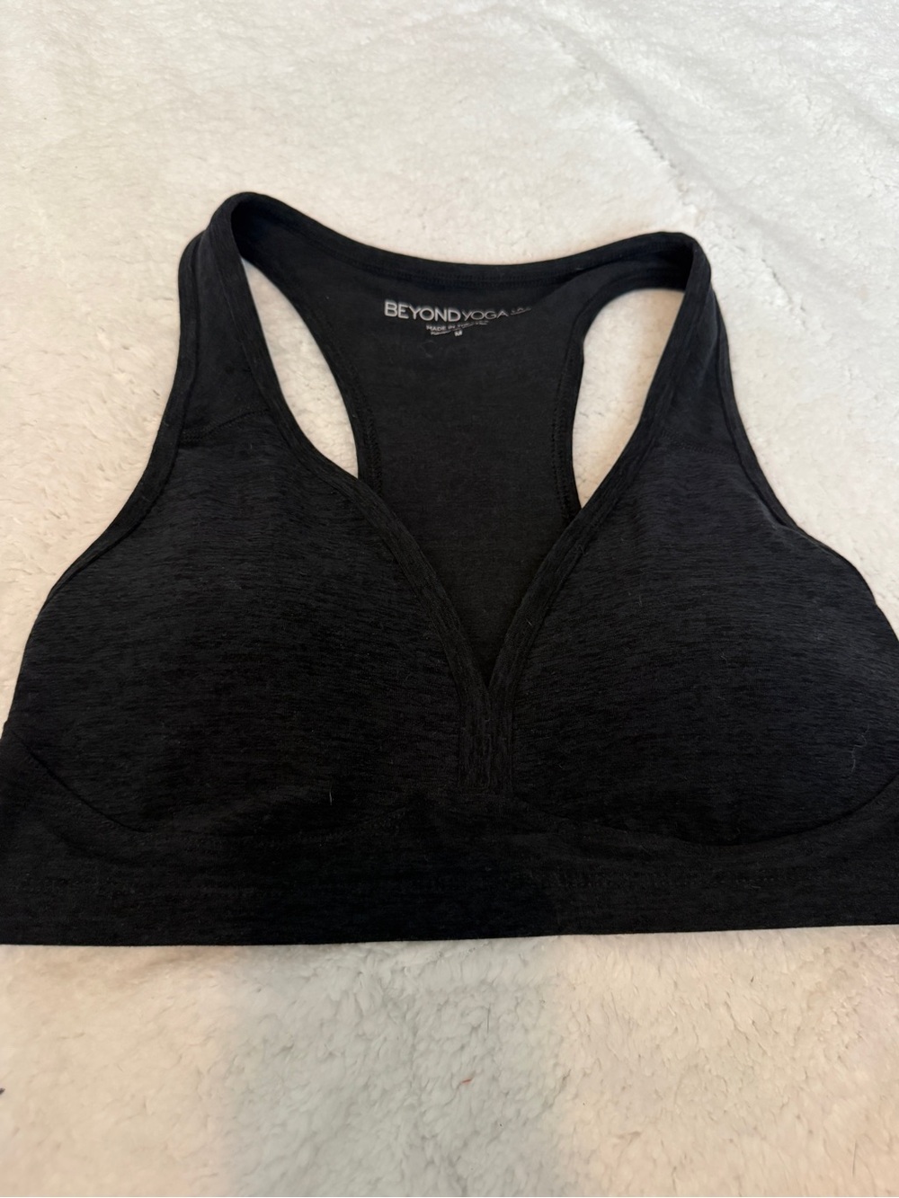 Beyond Yoga Black V-Neck Racerback Sports Bra